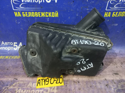 Корпус воздушного фильтра TOYOTA CARINA E 1995