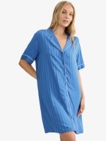 Халат Triumph Boyfriend Amourette Jacquard NDW