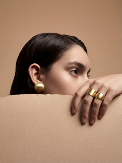 Серьги сферы золото M