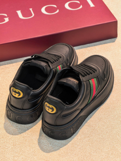 Кроссовки Gucci