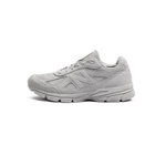 Гипсовая фигура New Balance 990v4 by Nikita Trik "Concrete Grey"