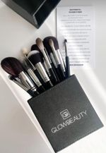 GLOWBEAUTY кисточка в тубусе белый