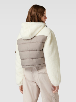 Куртка утепленная женская ALPHA INDUSTRIES Teddy Puffer wmn