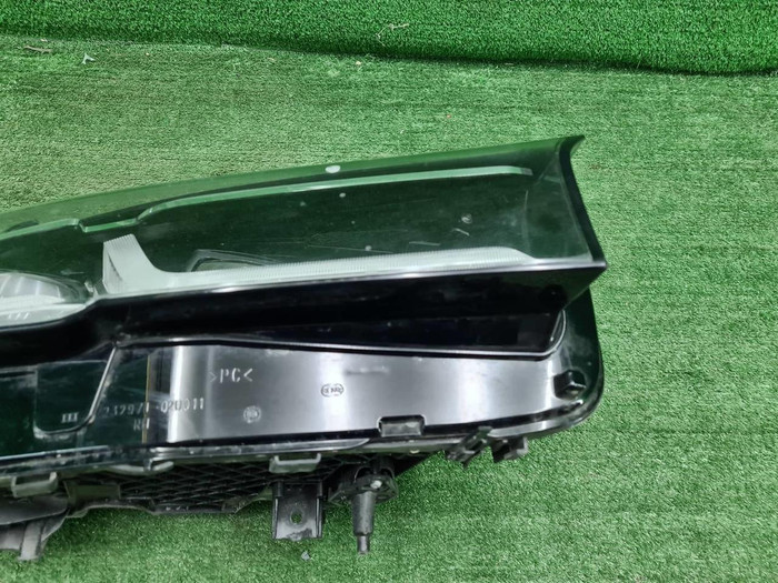 Фара правая BMW 5er G30 (2020-2023) LED