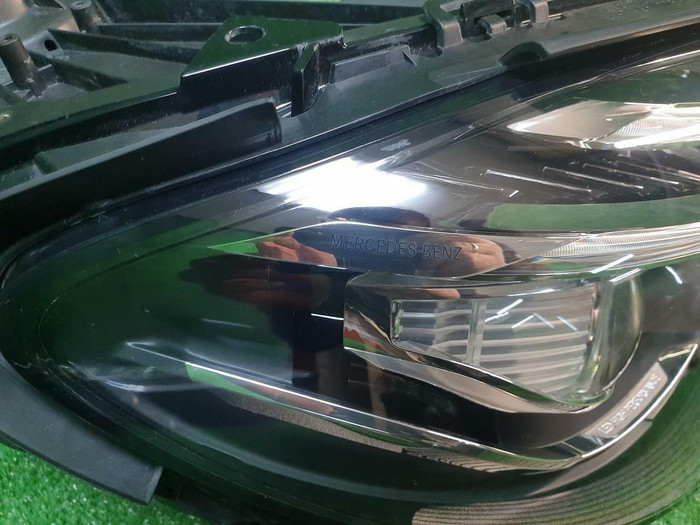 Фара правая Mercedes E W213 (2016-2021) LED
