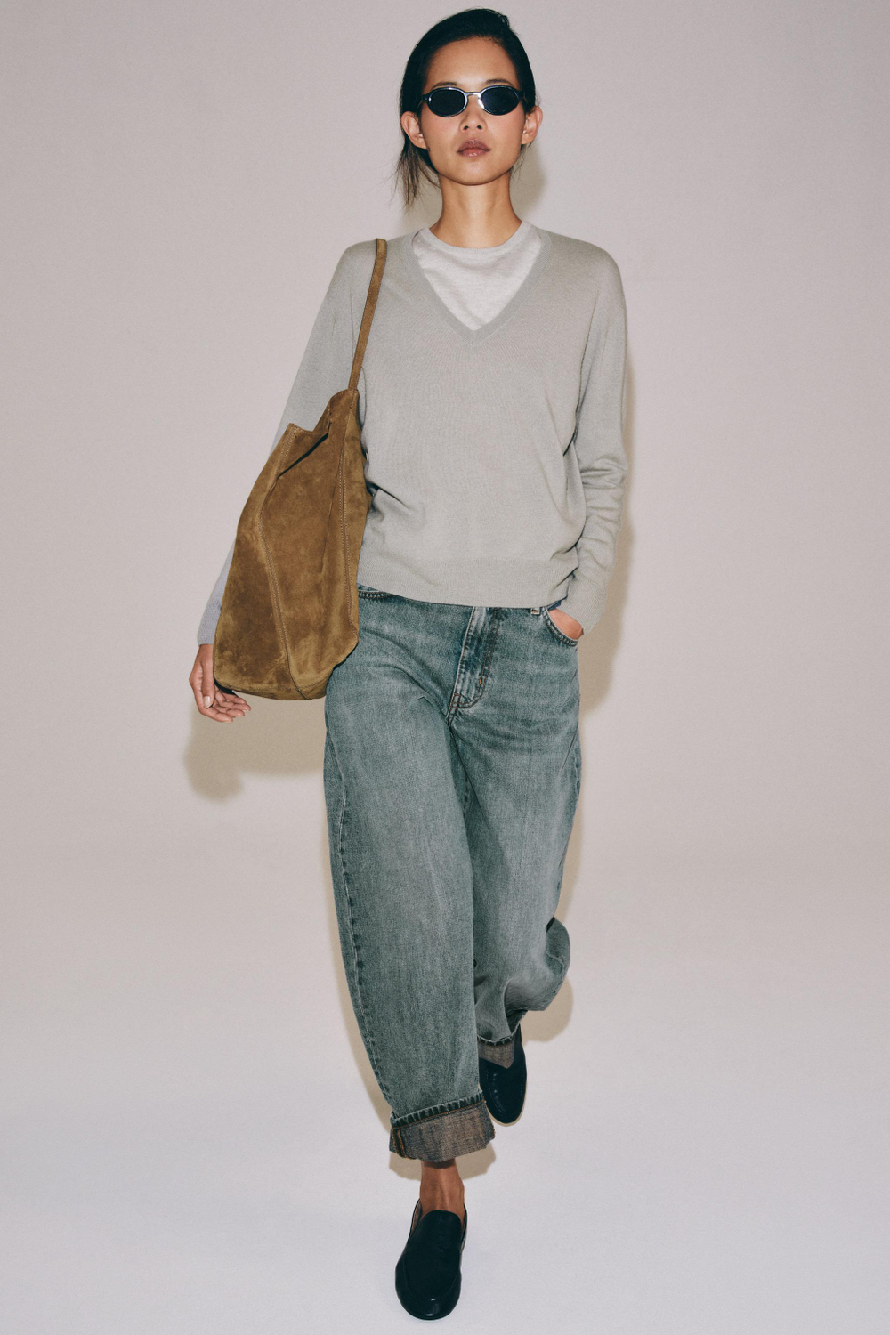 СВИТЕР ИЗ 100% ШЕРСТИ С V-ОБРАЗНЫМ ВЫРЕЗОМ — ZARA
