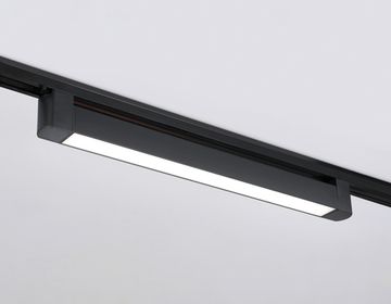 Трековый однофазный светодиодный светильник 30W 4200K 120° GL6739 BK чёрный Track System Ambrella