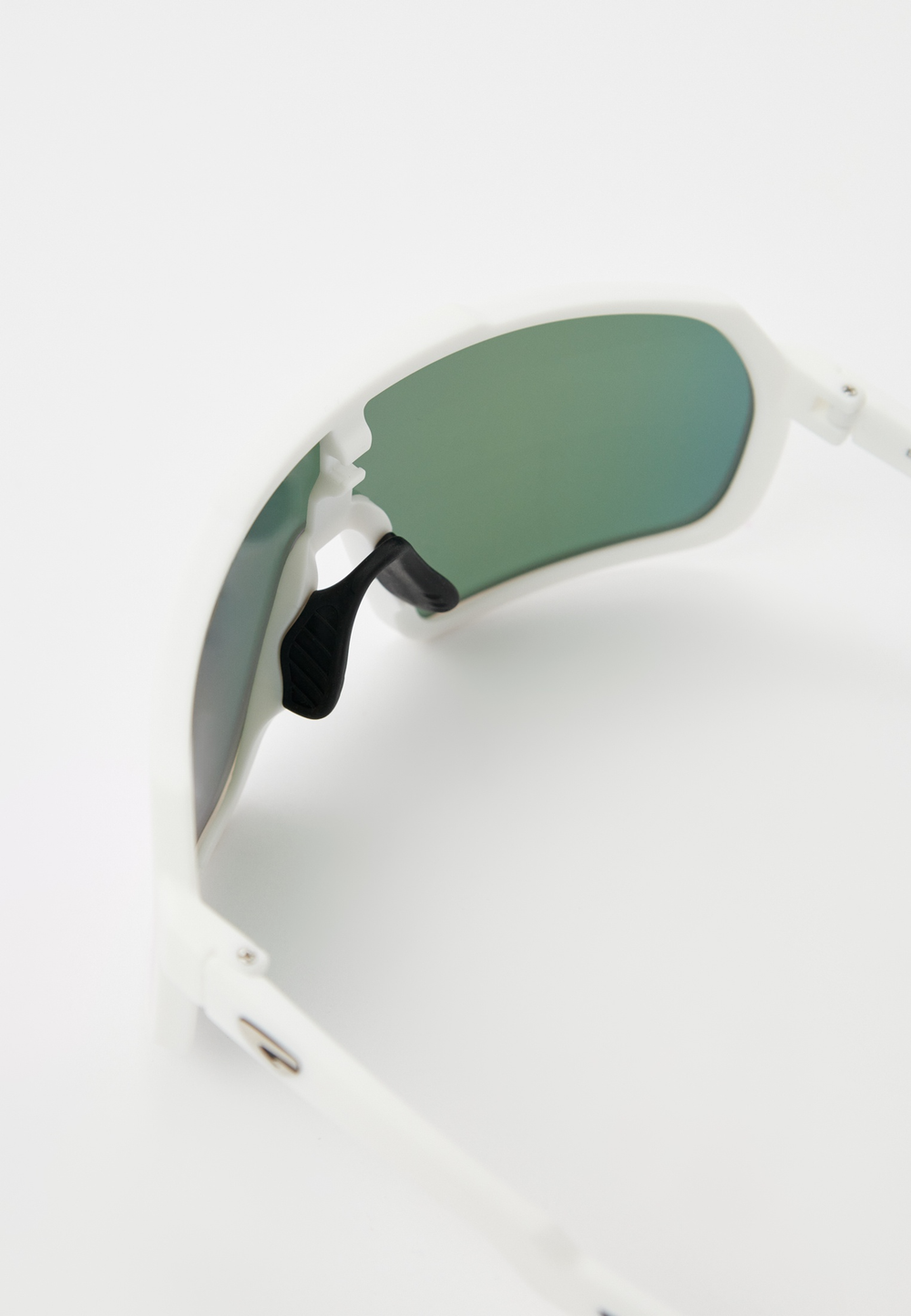 Спортивные очки GOG Okeanos / Matt White-Black / Polarized Purple-Green Lens