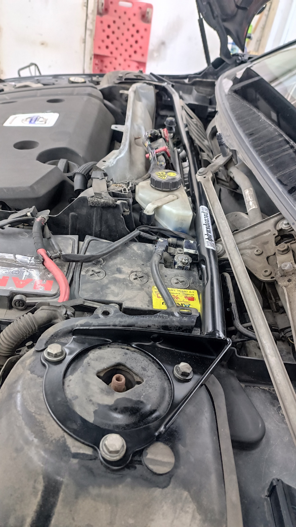 Распорка передних стоек (стаканов) Volvo S80 (2) 4.4л, 3.2л, S60, V60 3.0 и Volvo XC70 3 дизель (ПОД ЗАКАЗ)
