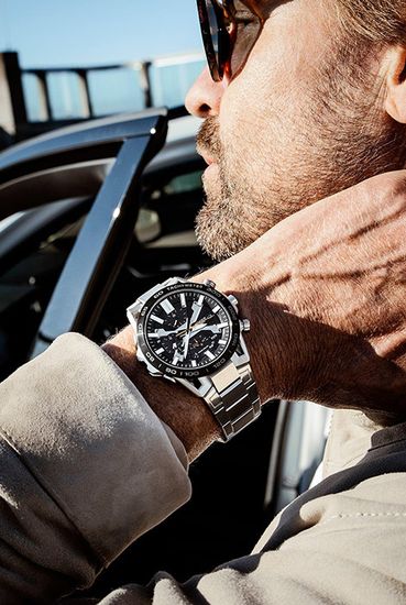 Мужские часы Casio Edifice EQB-2000DB-1A