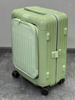Чемодан Rimowa Essential Sleeve Cabin с карманом для ноутбука
