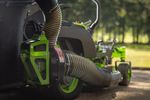 Райдер садовый аккумуляторный с нулевым радиусом разворота Greenworks ZTC152, 82V, 152 см, с АКБ 24 кВтч (7405107)