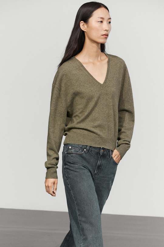 Massimo Dutti Свитер из смесовой шерсти с V-вырезом, пестро-зеленый