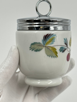 Кодлер на 2 яйца Royal Worcester Strawberry Fair