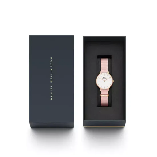 Женские часы Daniel Wellington Petite Rosewater 28 мм DW00100319