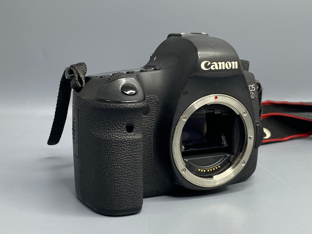 Canon EOS 6D — 300000 кадров