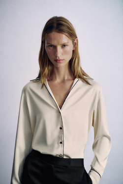 ZARA АТЛАСНАЯ РУБАШКА С КОНТРАСТНОЙ ОКАНТОВКОЙ, ЭКРЮ