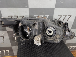 Фара левая ксенон Toyota Camry (XV50) 14-17 Б/У Оригинал 8118533891