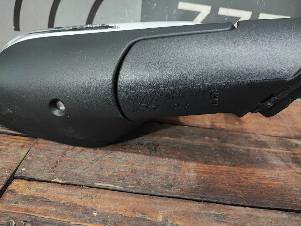 Зеркало правое 10 + 1 pin Chery Tiggo 7 Pro, Tiggo 8 Pro  Б/У Оригинал 601000690AAABW