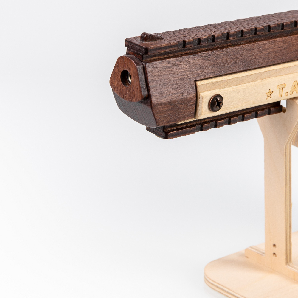 Деревянный конструктор Пистолет "Desert Eagle" (TARG)