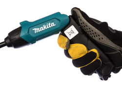 Аккумуляторная отвертка Makita DF001DW