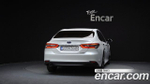 Toyota Camry 2.5 XLE Hybrid — 2024