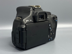 Canon EOS 600D