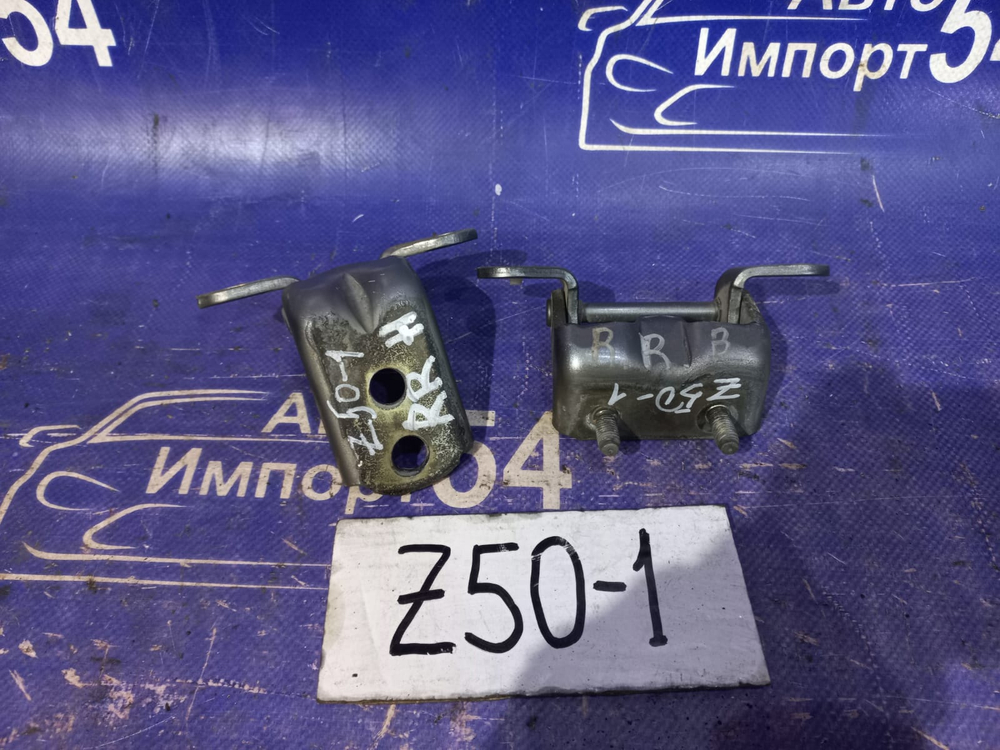 Петля двери задней правой NISSAN MURANO 2004