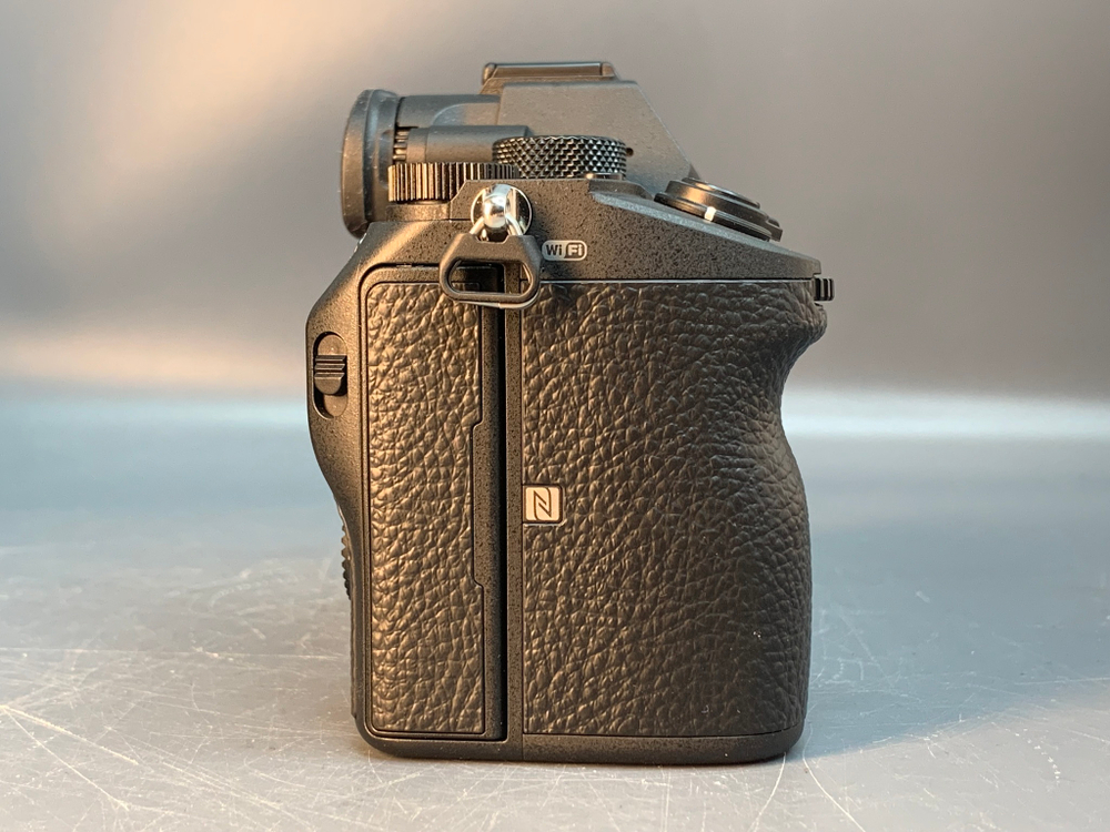 Sony A7 Mark III, в новом состоянии