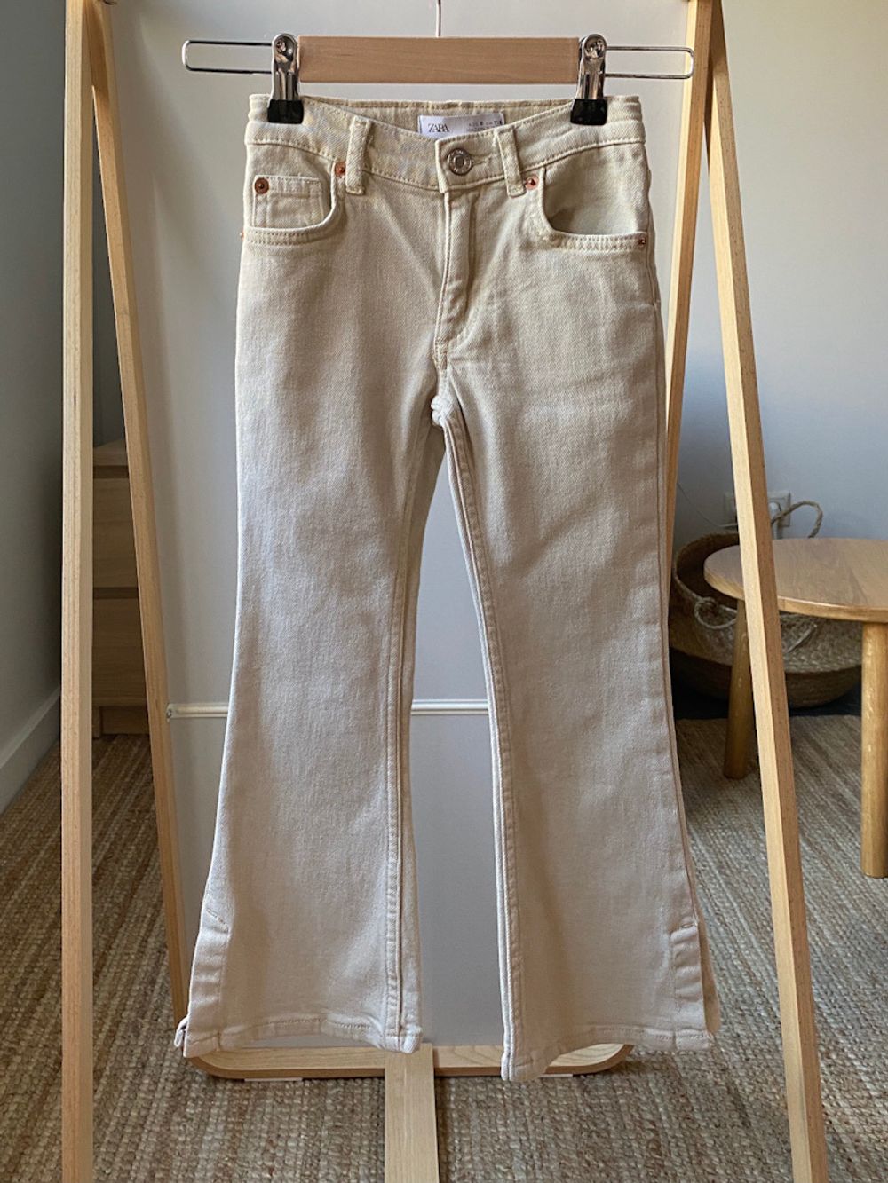 Джинсы Zara