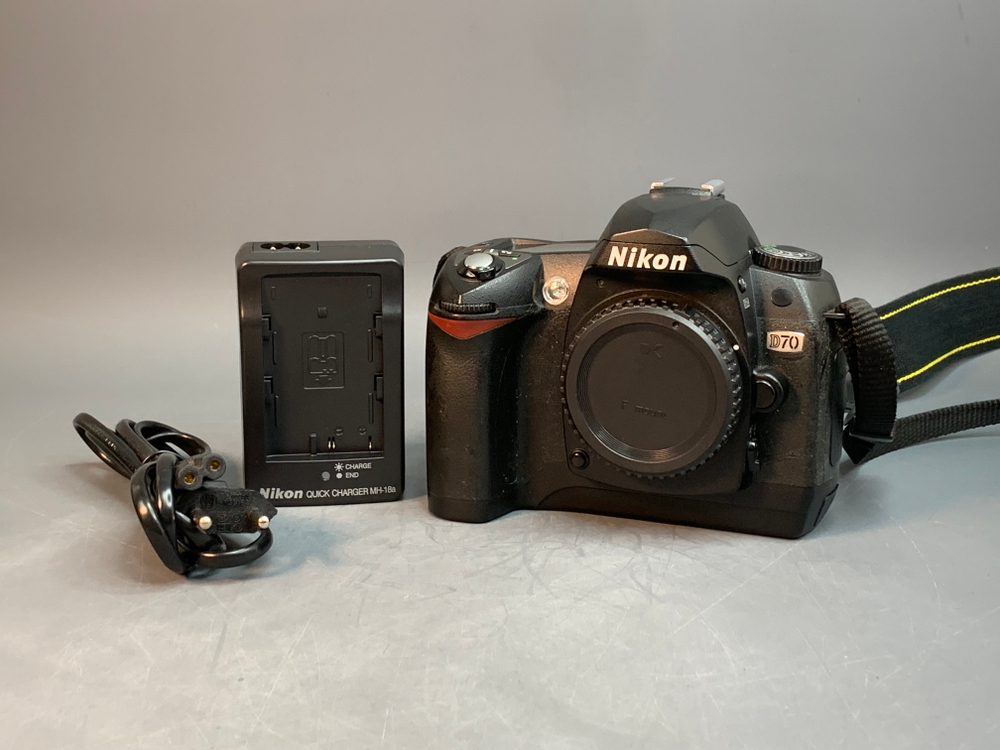 Nikon D70 Body 11.700 Кадров