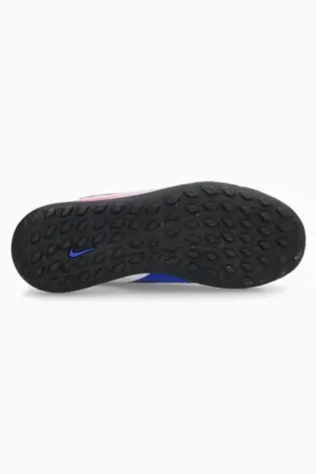 Сороконожки Nike Phantom 6 Low Club TF Junior