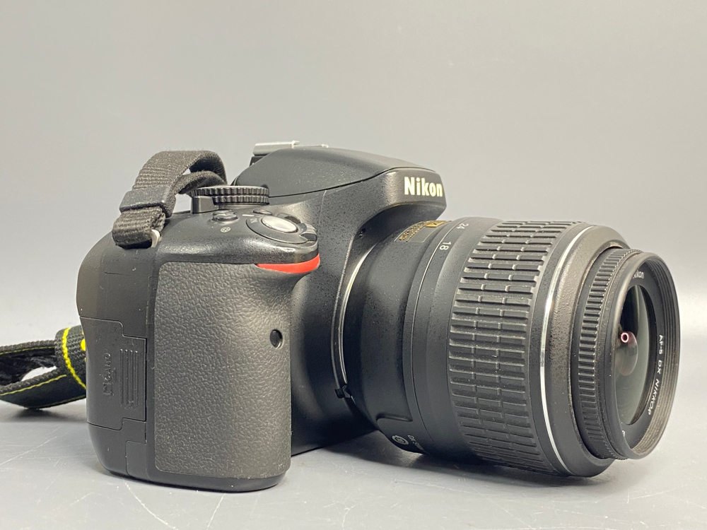 Nikon D5100 Kit 18-55mm 57.000 кадров