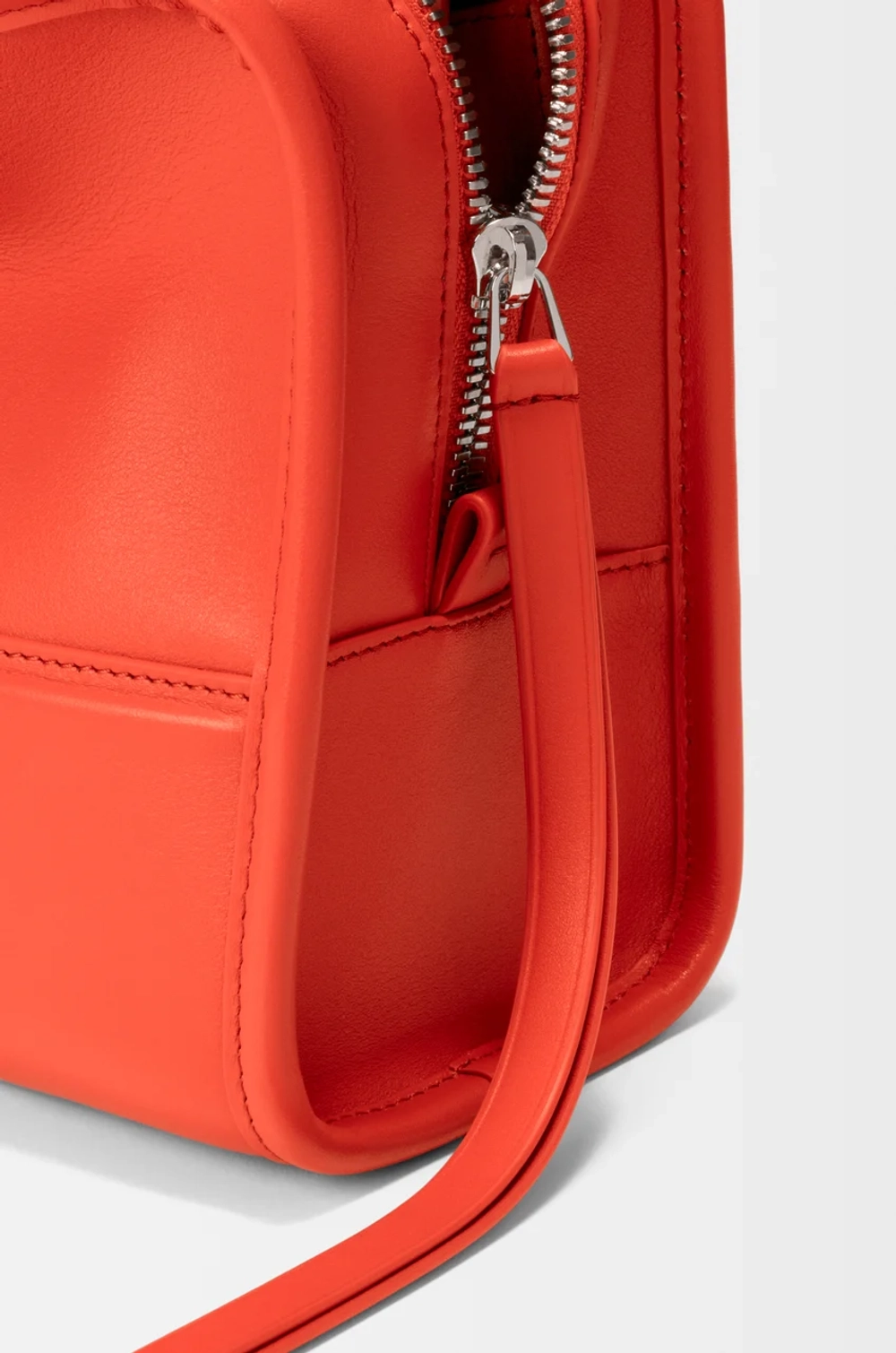 Loewe Маленькая сумка Amazona 180 из мягкой телячьей кожи, оранжевый
