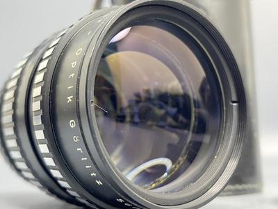 Meyer-Optik Görlitz Orestor 135mm 2.8 М42