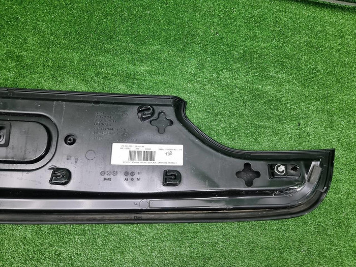 Накладка крышки багажника BMW 7er G11 (2015-2022)