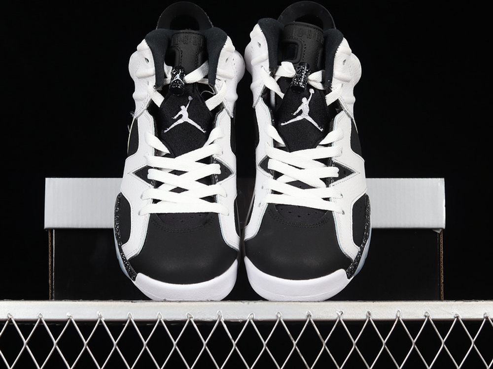 Jordan 6 Retro Oreo