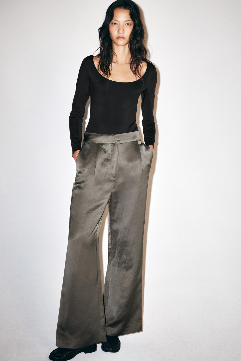 ZARA ШИРОКИЕ БРЮКИ ИЗ САТИНА — ZW COLLECTION, СЕРЫЙ