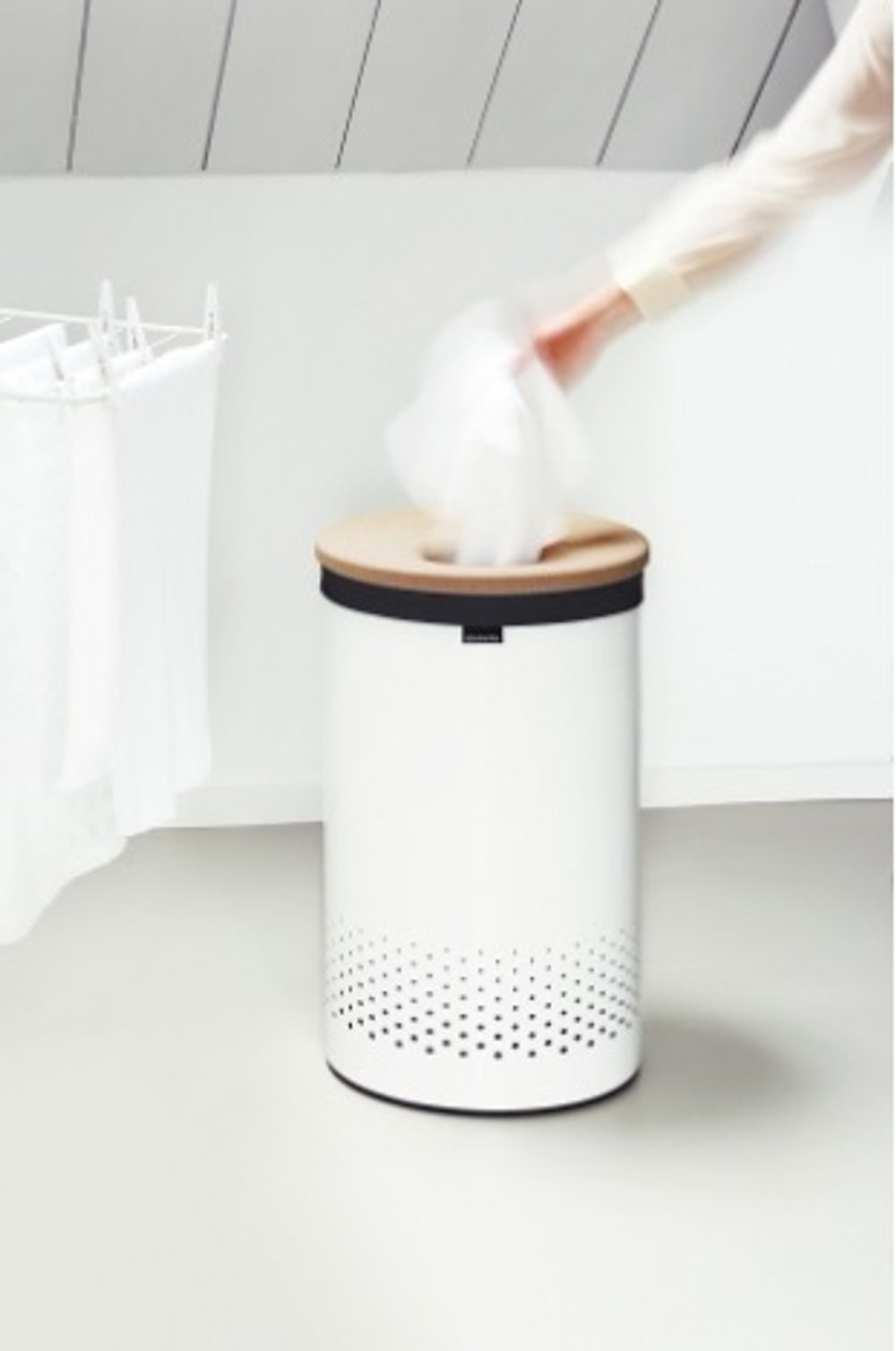 Бак Brabantia 60л белый в интерьере