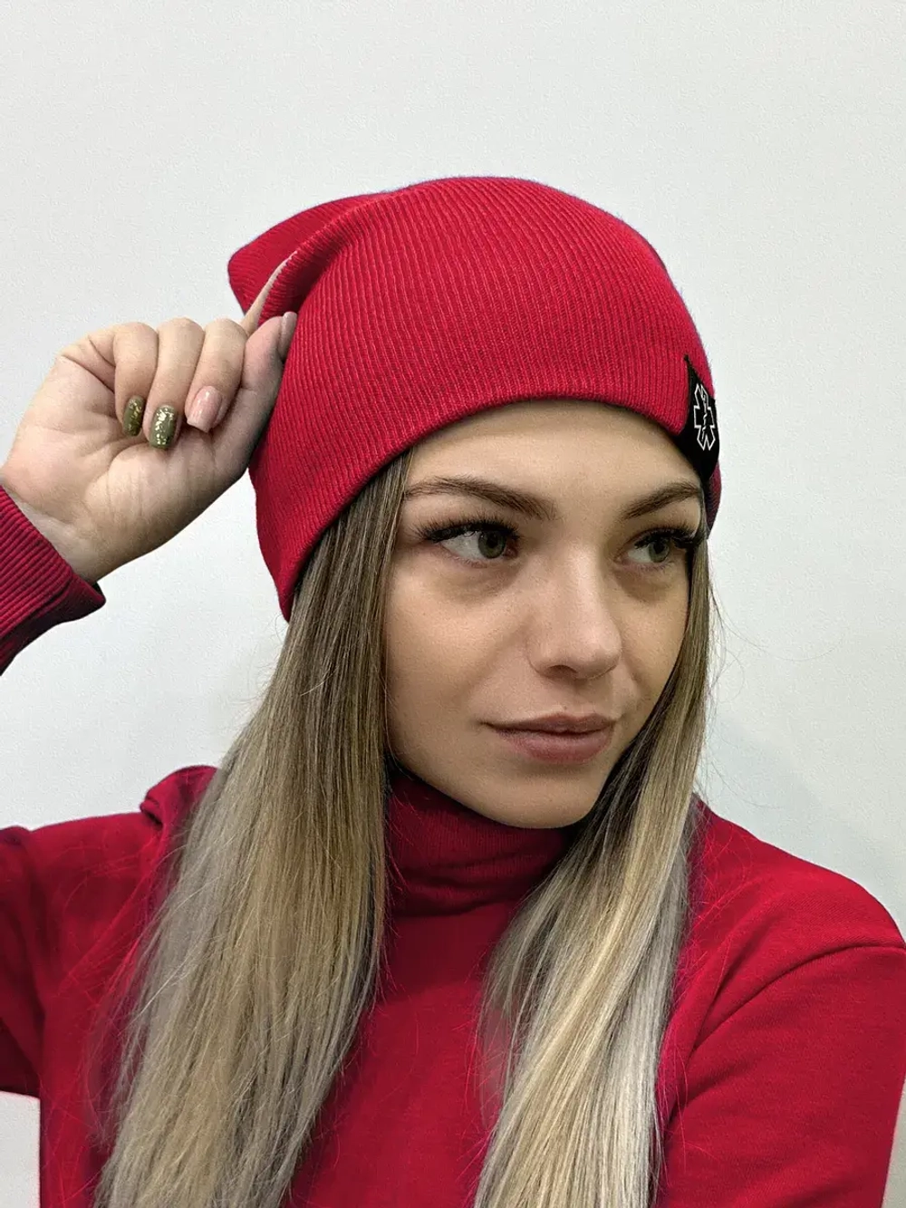 Шапка со снудом Скорая помощь