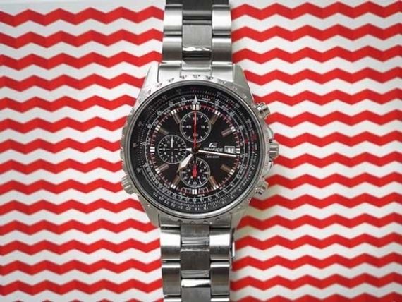 Наручные часы Casio EF-527D-1AVUEF