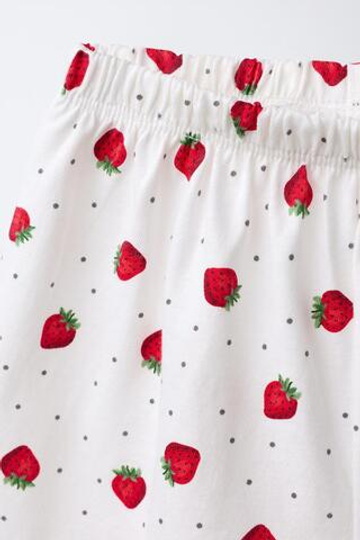 ZARA ПИЖАМА С ВЯЗАНЫМИ ФРУКТАМИ, ЭКРЮ