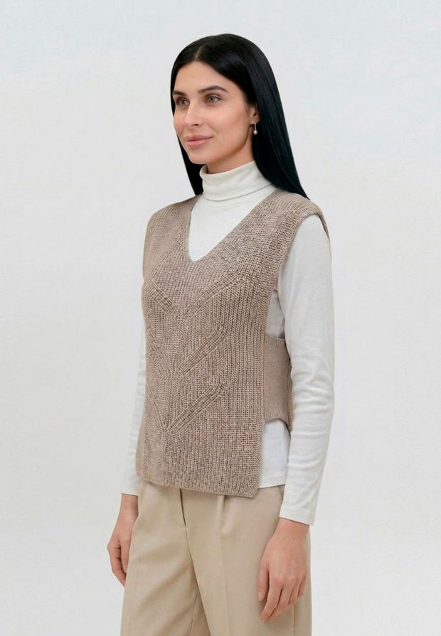 Накидка женская (жилет) НК544-08 бежевая