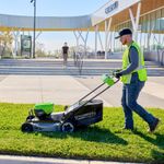 Газонокосилка аккумуляторная Greenworks LM221S Арт. 2519407UG, OPTIMUSTM, 82V, 56см, самоходная, бесщеточная, c АКБ 8Ач и ЗУ