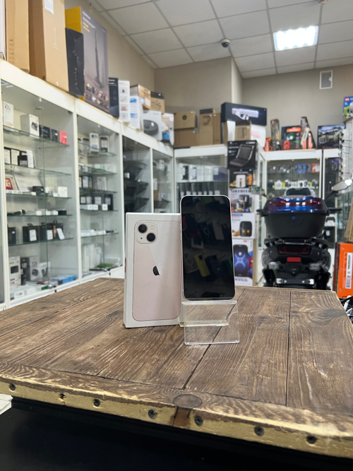 Б/У iPhone 13 128Gb Pink