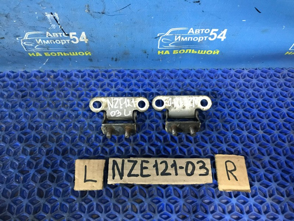 Петля багажника TOYOTA FIELDER 2002