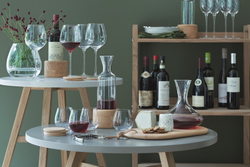 Набор из декантера 1,4 л и сырной доски wine