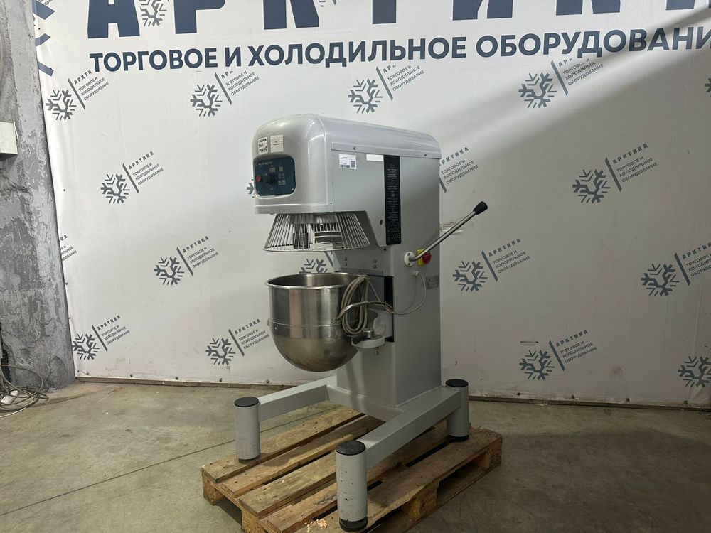 Миксер планетарный Baltic Master Conti PL11 40VE