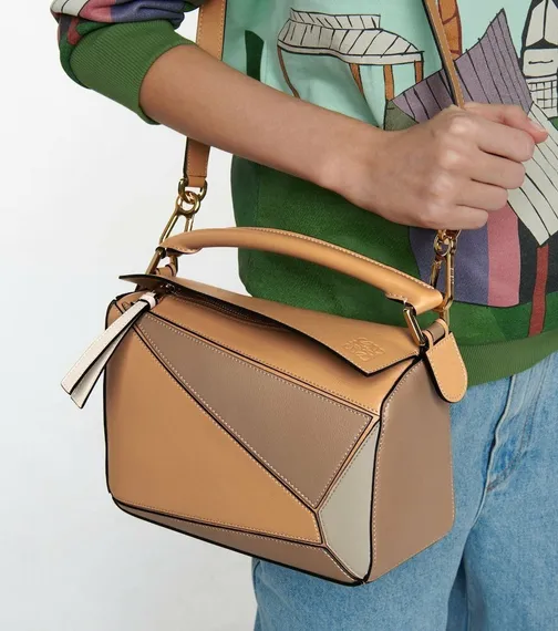 Маленькая сумка на плечо Loewe Puzzle коричнево-бежевый