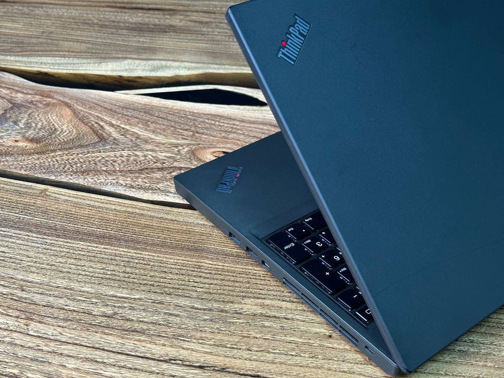 Ноутбук Lenovo ThinkPad T560 IPS